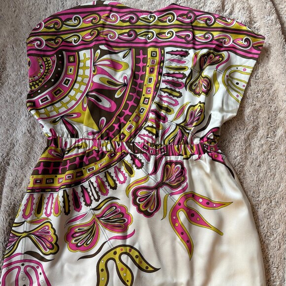 Lined silk Alice & Trixie blouse w/ elastic waist, low V-neck, Preowned, Size M - Picture 3 of 8